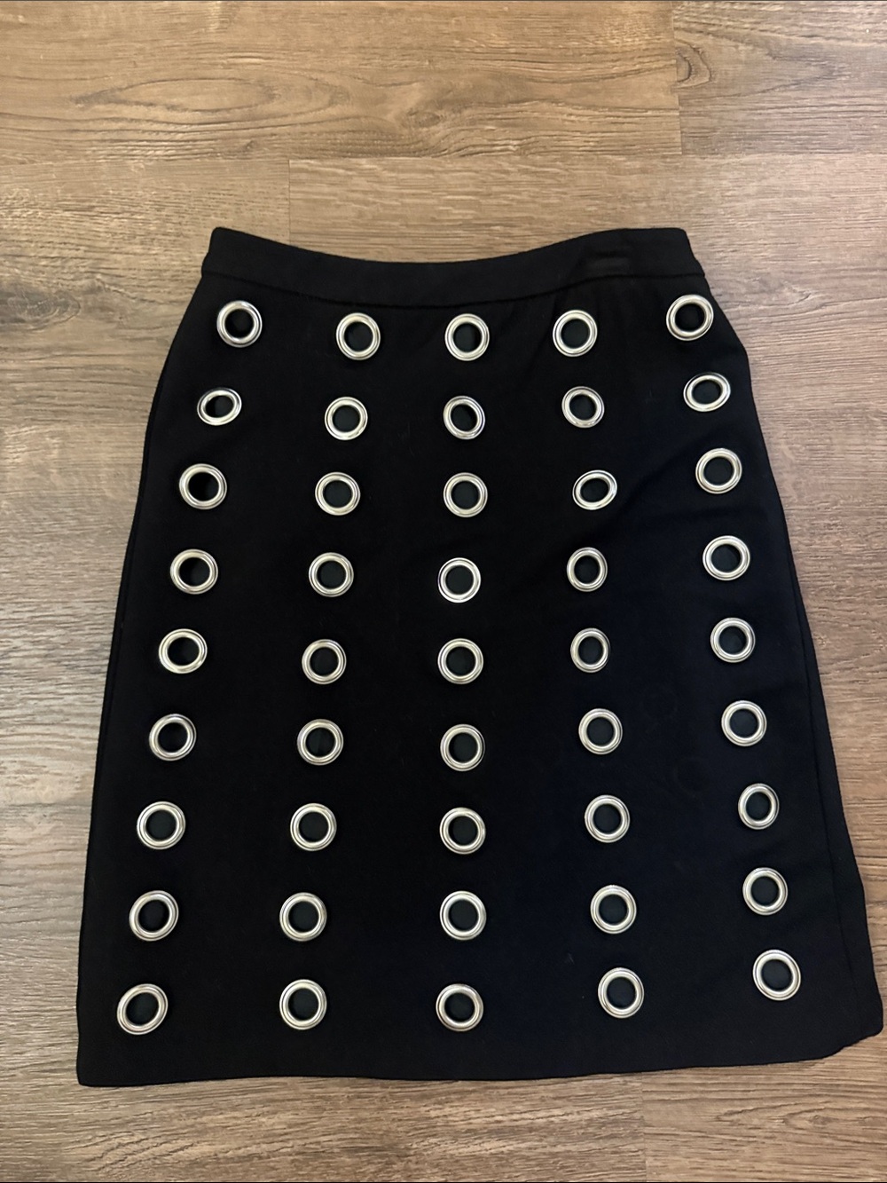 Carmen Marc Valvo Black Pencil Skirt with Silver Eyelets Size Small